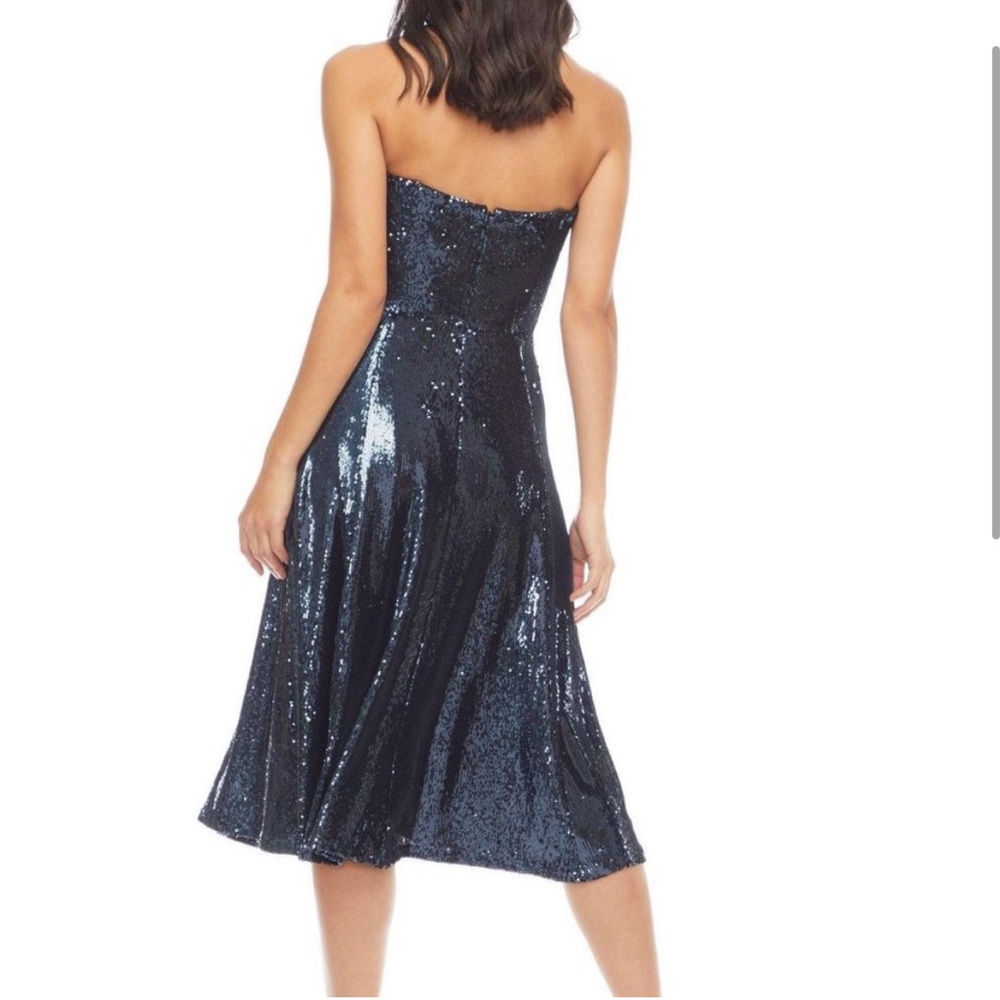 ‼️BRAND NEW, NEVER WORN‼️ blue sequin strapless dress in color “Night Sky”